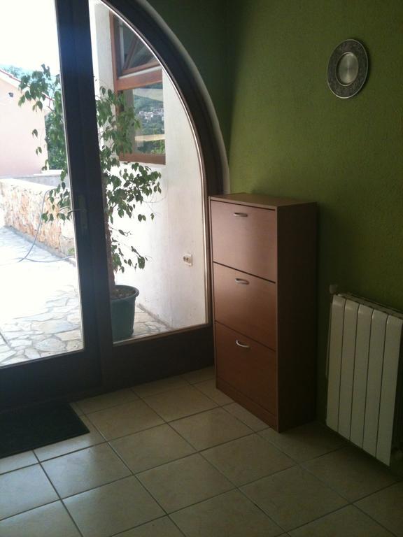 Apartment Batomalj باشْكا الغرفة الصورة